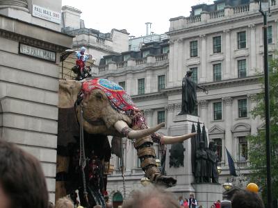 The elephant turns into Pall Mall
