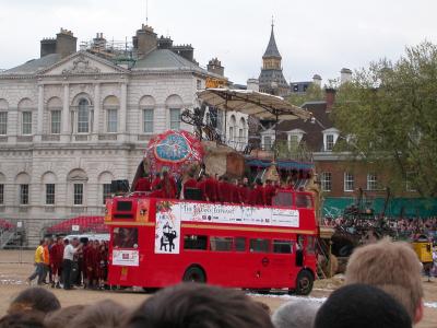 The cast board the bus