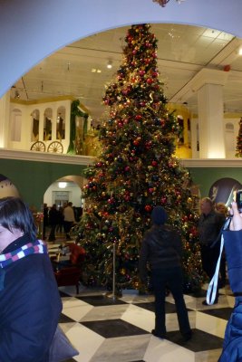 Berlin KaDeWe Christmas tree