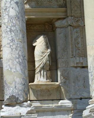 Efes, Celsus Library 4