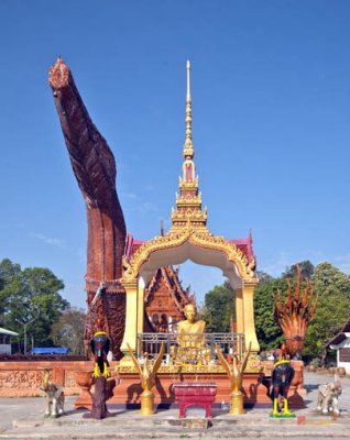 Wat Ban Na Muang Shrine (DTHU167)