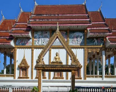 Wat Kan Luang Ubosot  and Gate (DTHU183)
