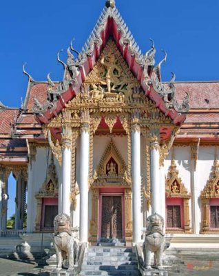 Wat Wanwari Ubosot South Side Entrance (DTHU250)