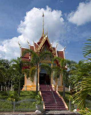 Wat Phra Thong Mondop of Deceased Abbots (DTHP095)
