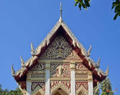 Wat Mai Thong Sawang Ubosot Gable (DTHU536)