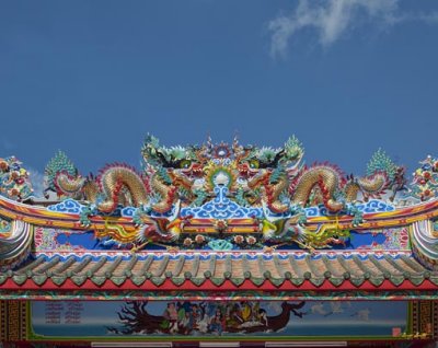 Sama Khohm Phuta Sat Prathip Thai-Chinese Temple Dragon Roof (DTHU580)