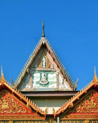 Wat Ban Tha Kok Hae Ubosot Gable (DTHU677)