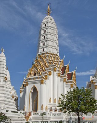 Wat Phitchaya Yatikaram Central Prang (DTHB1188)