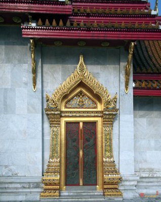 Wat Benchamabophit Door to Gallery (DTHB281)
