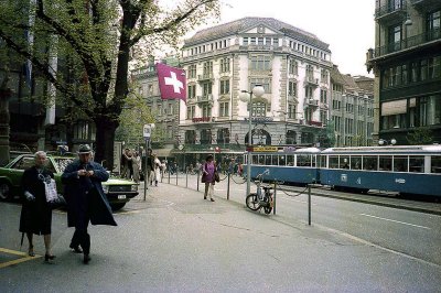 Bahnhofstrasse Zurich .jpg