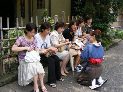Sampling while waiting