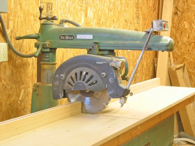 DeWalt Radial Arm Saw
