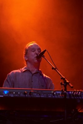 Vocals, Keyboard: Steve Walsh