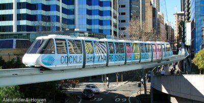 Monorail heading to Darling Harbour
