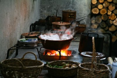 16th century kitchen 1