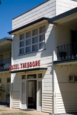 Hotel Theodore 3