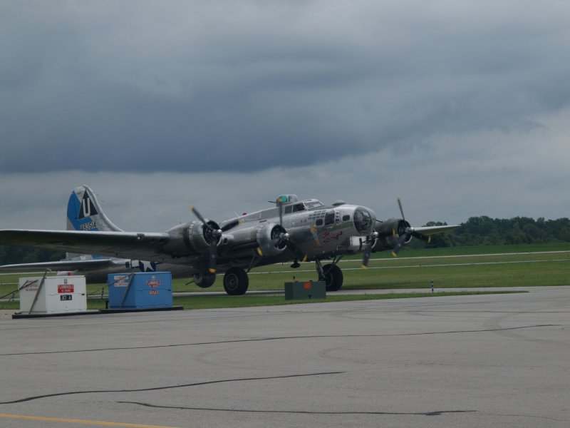 B17 Arrival-06.JPG