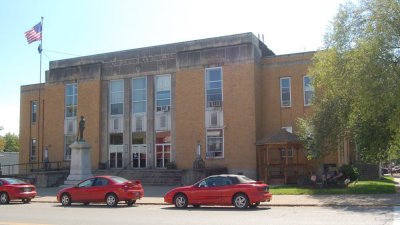 McArthur, Ohio - Vinton County Courthouse