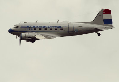 Dakota DC 3 KLM colour scheme