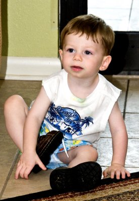 Eli On The Floor