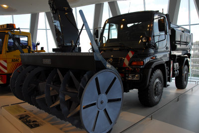 Mercedes Benz Unimog