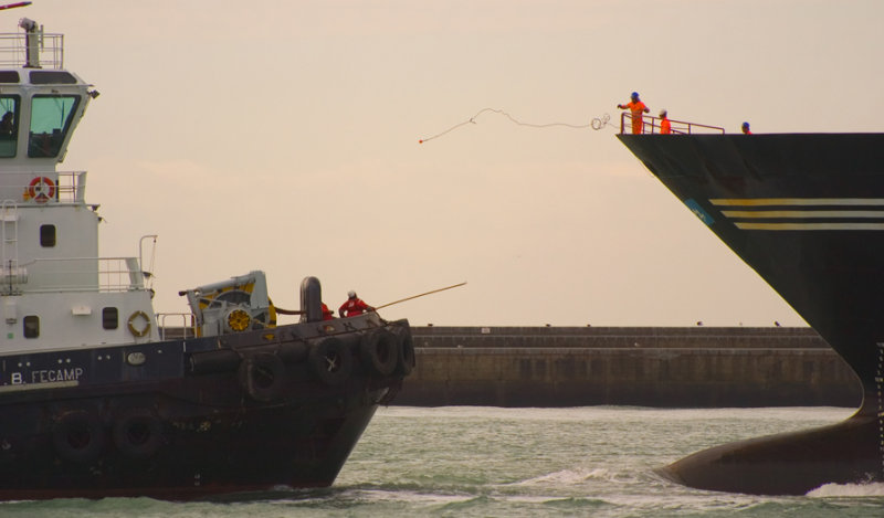 Manoeuvres  lentre du port