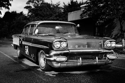 Pontiac B&W