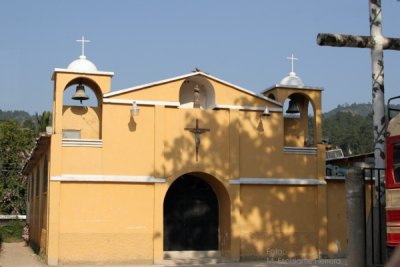Iglesia Catolica de la Aldea San Antonio las Flores
