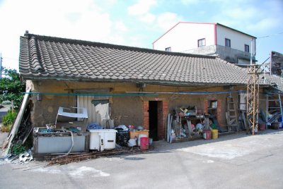 龍井山腳屏山居古厝