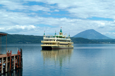 Lake Toya (}ݴ) Cruise