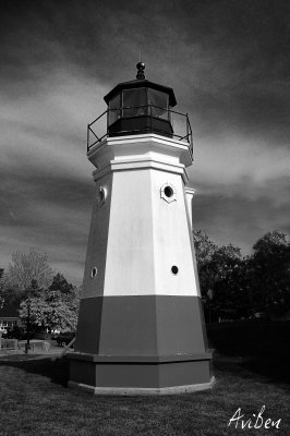 Vermilion Lighthouse 02BWcloneout.jpg