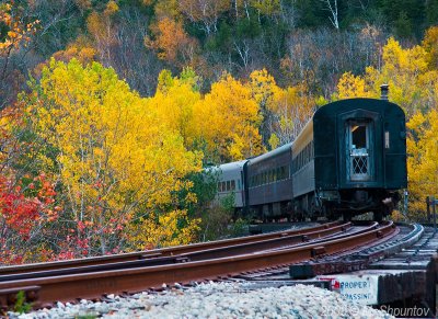 Credit Valley Discovery Train - Say Goodbye to Fall