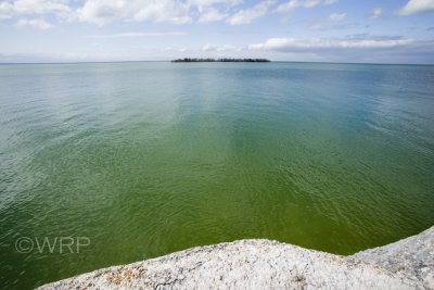 0945 - The Island