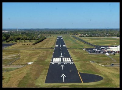 Short Final  Runway 1 (Lebanon, Tennessee)