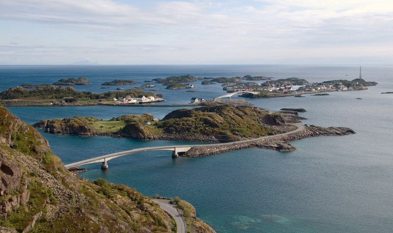 Henningsvaer from Festvg