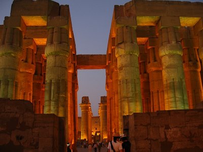 An evening stroll through Luxor Temple
