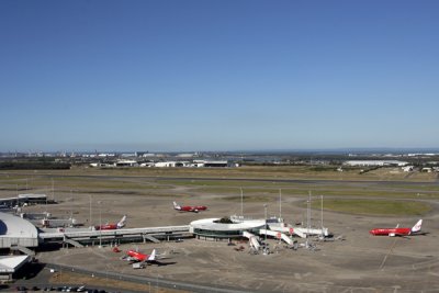 BRISBANE AIRPORT RF IMG_6897.jpg