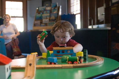 Gil at the Discovery Museum 4-26-08