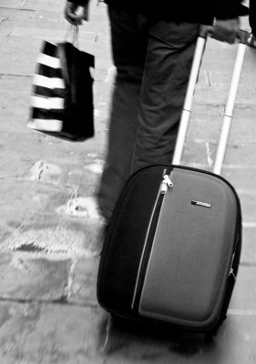 Short luggage - by endika