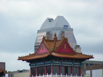 Hotel du quartier chinois et édifice KPMG