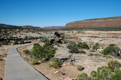 Sipapu Bridge Overlook Trail