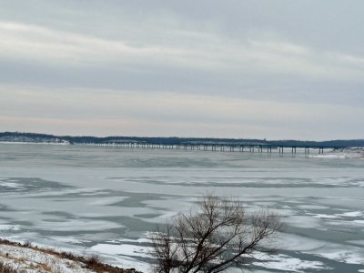 Mile long bridge, Lake Red Rock