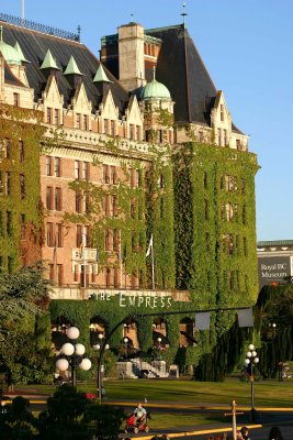 Victoria Landmark Hotel