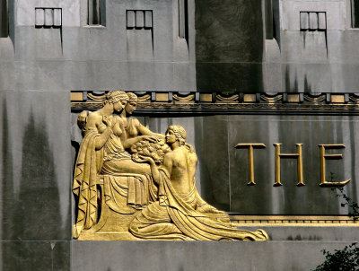 Detail on the facade of the Waldorf-Astoria Hotel