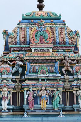 Un des temples Tamoul du village de Saint-andr sur la cte est de l'le