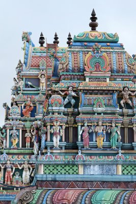 Un des temples Tamoul du village de Saint-andr sur la cte est de l'le