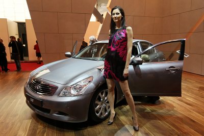 Mondial de l'Automobile 2008 - Sur le stand de la marque Infiniti (modles haut de gamme de Nissan)