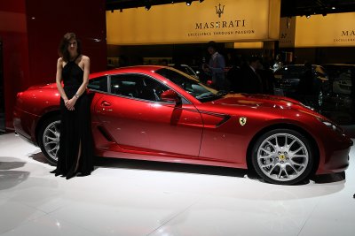 Mondial de l'Automobile 2008 - Sur le stand de la marque Ferrari