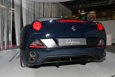 Mondial de l'Automobile 2008 - Sur le stand Pininfarina