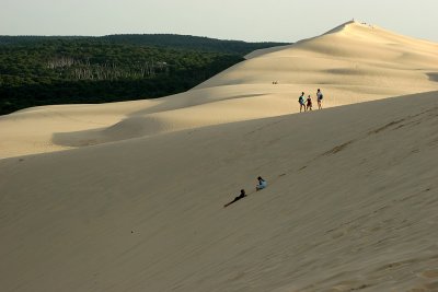 Dcouverte de la dune du Pyla situe  l'embouchure du Bassin d'Arcachon